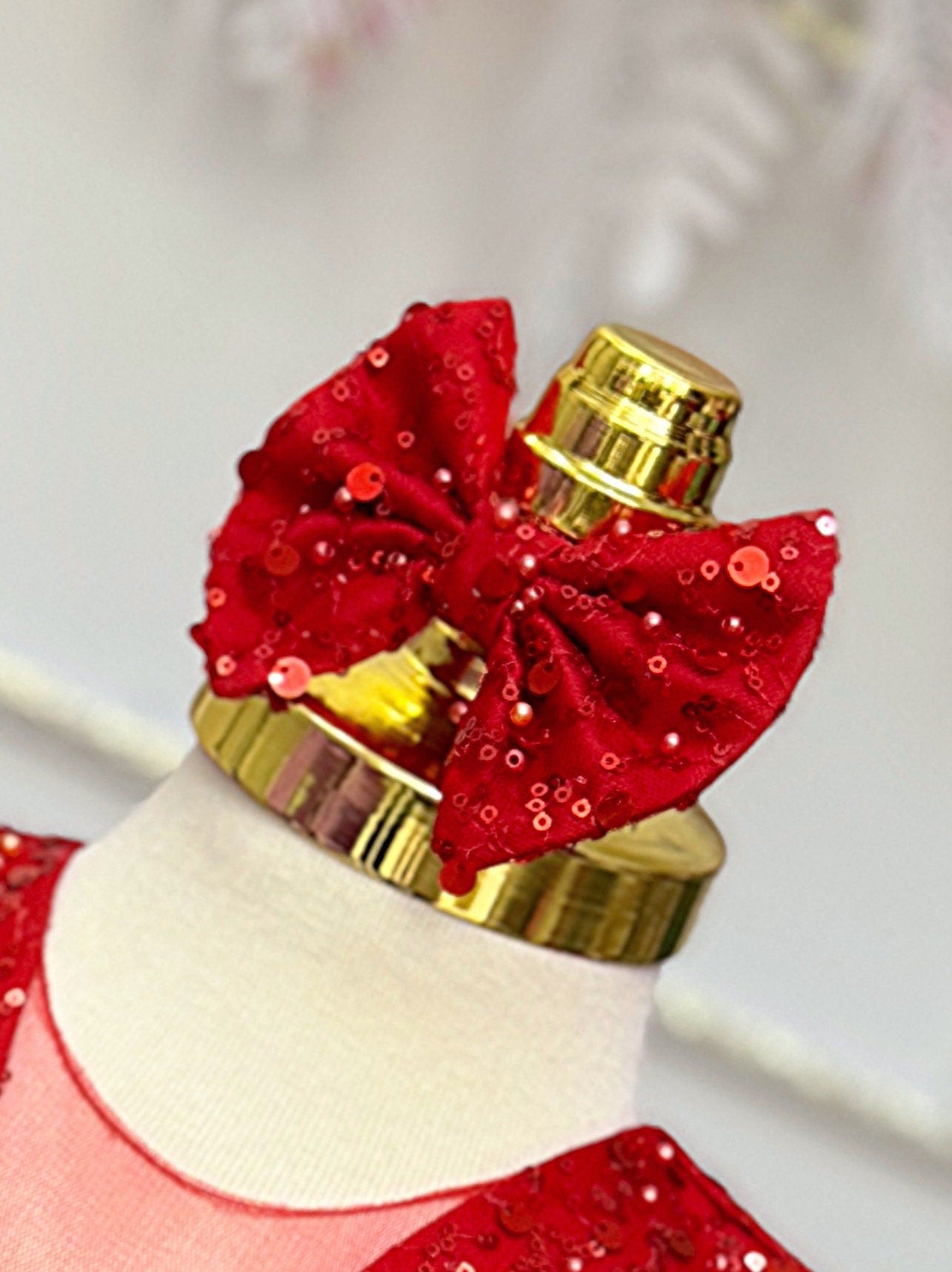 Red Hairpin