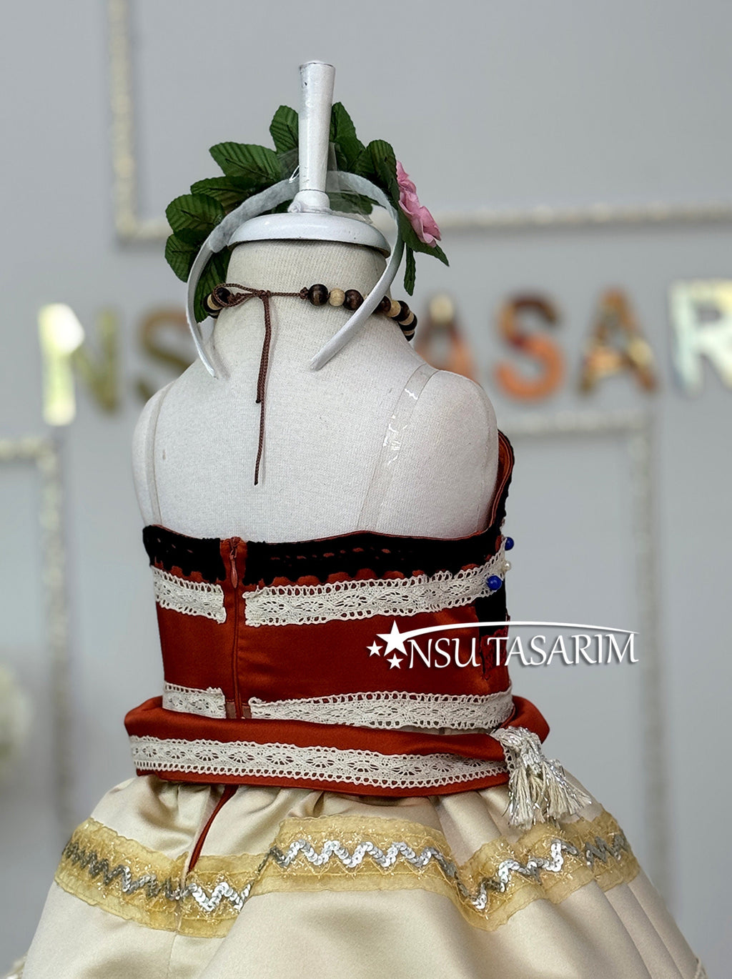 Princess Moana Back Detail