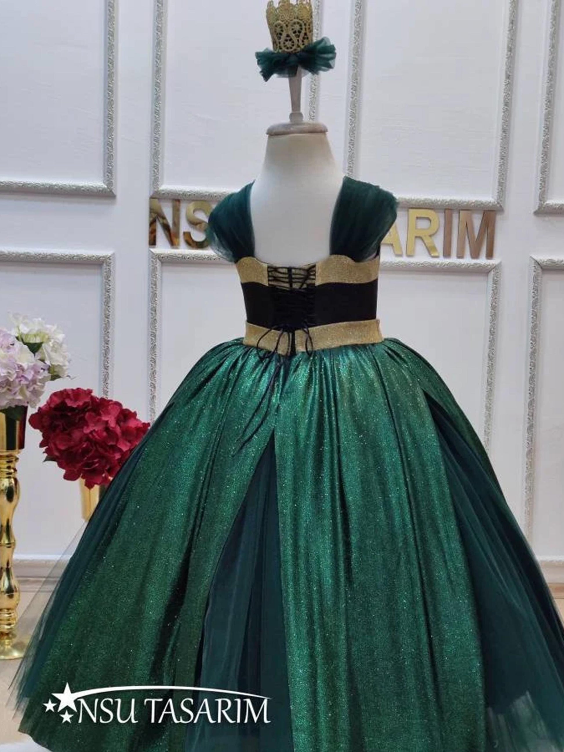 Princess Anna dress back side