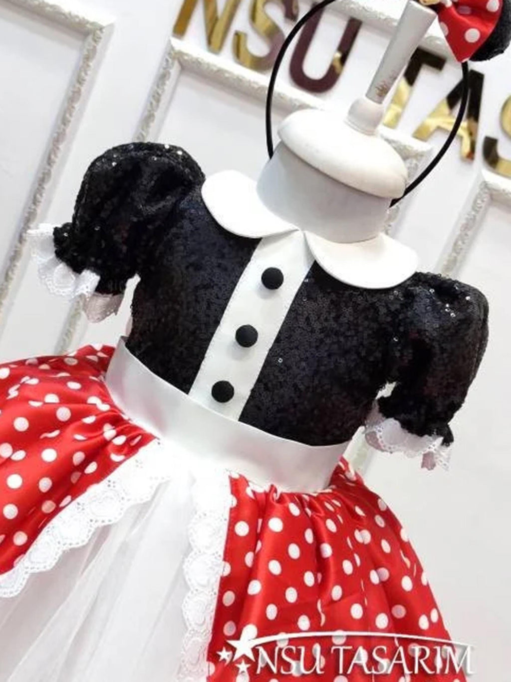 Red Minnie dress. Sparkle black Red minnie dress. Baby girl dress. Minnie costume. Birthday dress. 1st Birthday dress.