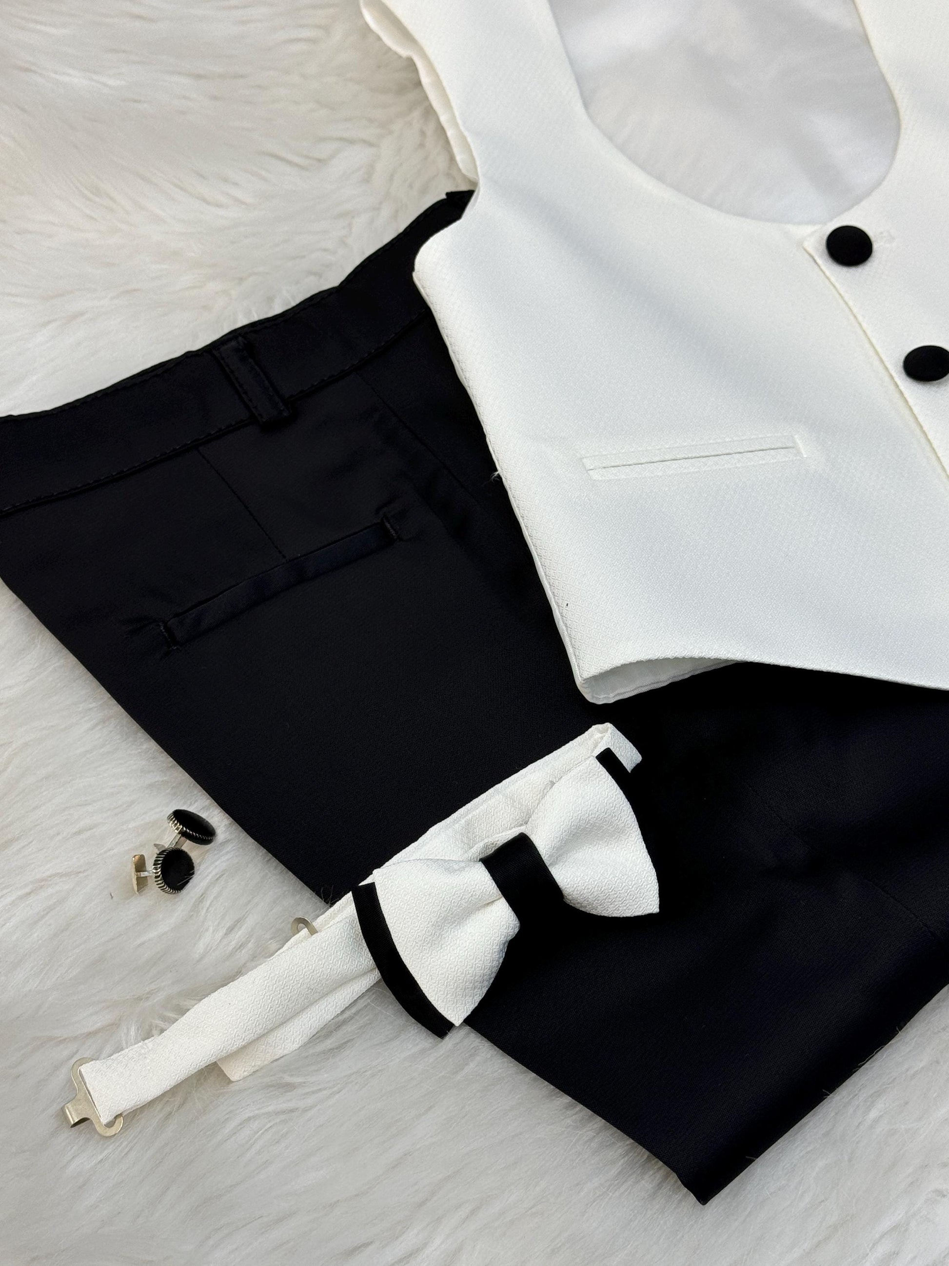 this tuxedo SET