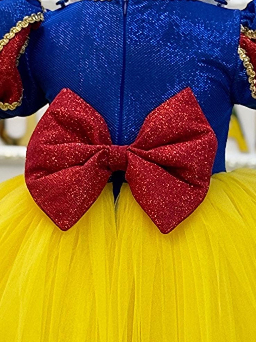 Snow White dress back bow