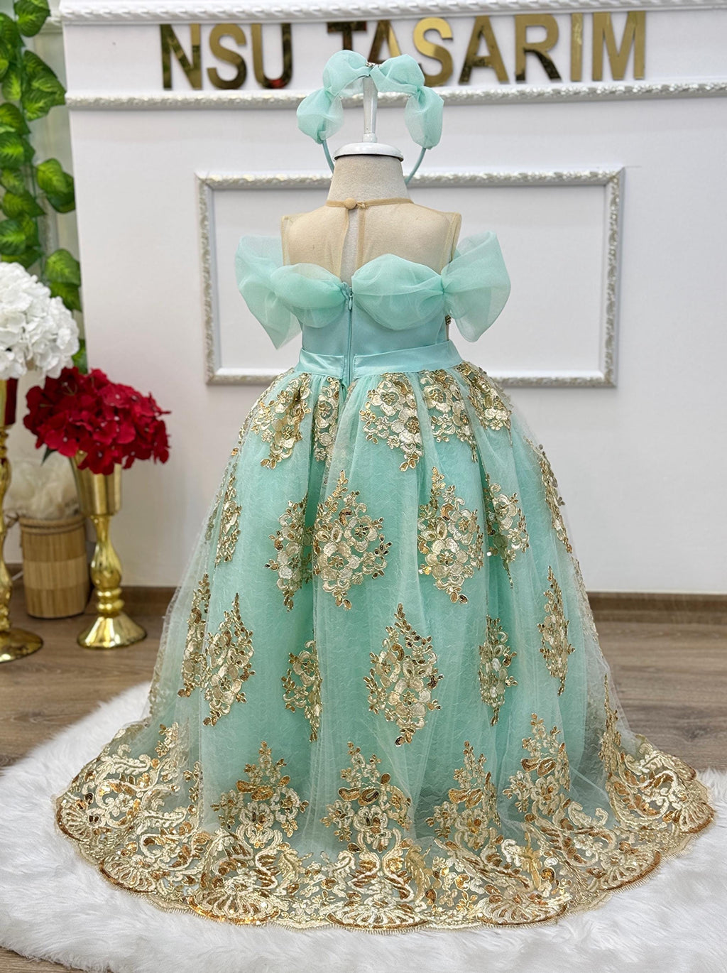 Turquoise Princess Costume Dress for Baby Girls with Sparkling Stone Bodice and Tulle Skirt, Handmade and Perfect for Parties
