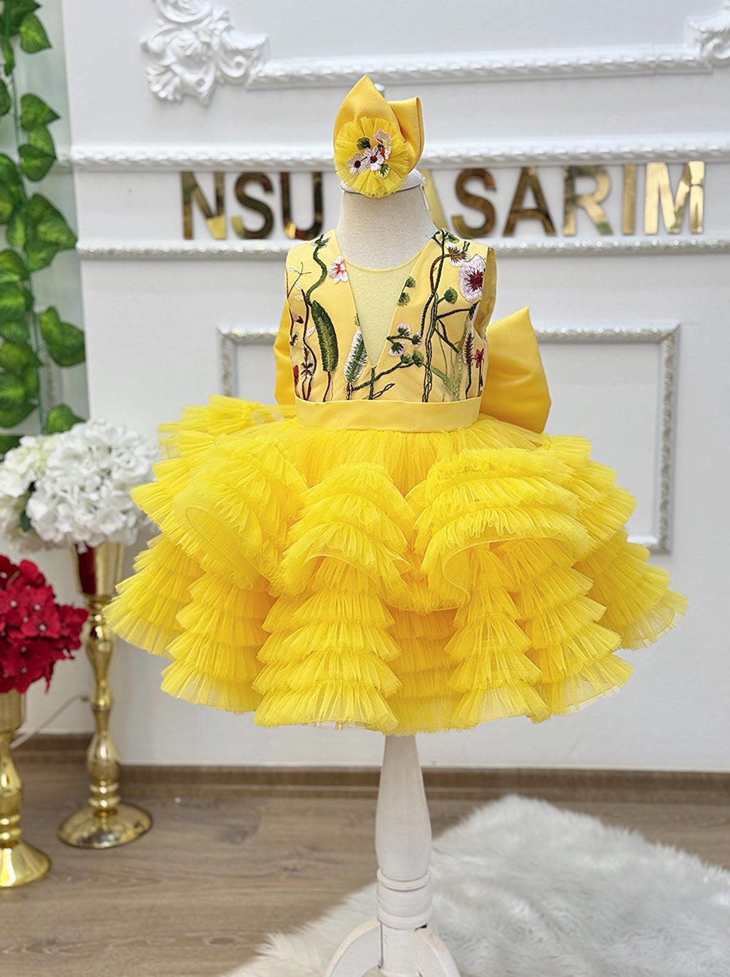 Yellow baby girl dress. Baby party dress. 1st birthday dress baby girl, yellow princess dress, yellow puffy dress, yellow toddler dress