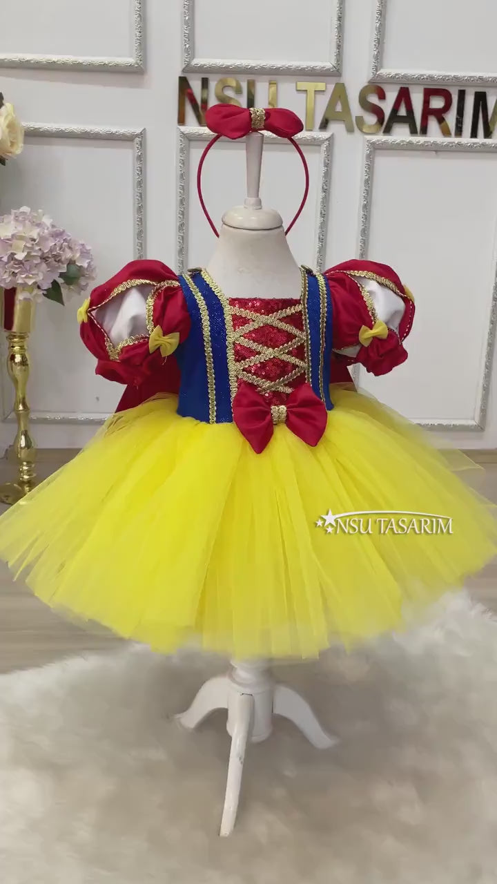 Snow white dress . Snow white Kids Dress Costume. Snow white  birthday dress. Sparkle snow white dress. For special occasion. Handmade!