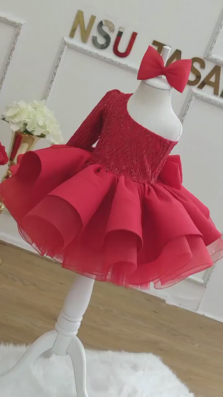 Baby girl dress shiny red . Sparkle red. Birthday dress. Party dress.for special occasion. Handmade!