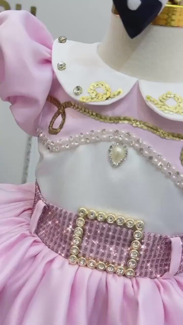 Cow theme costume. Cow costume. New Version cow dress. Cow party dress. Birthday dress. 1st Birthday dress.